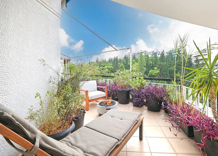 Central Pagrati With Park View Balcony - Opp Pangrati Grove